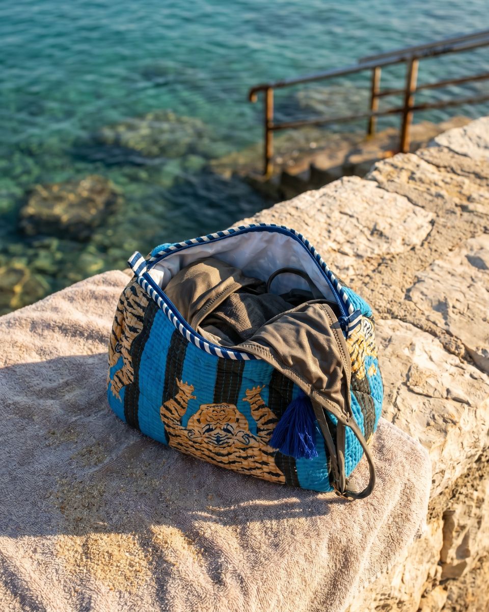 BLUE TIGER POUCH SET
