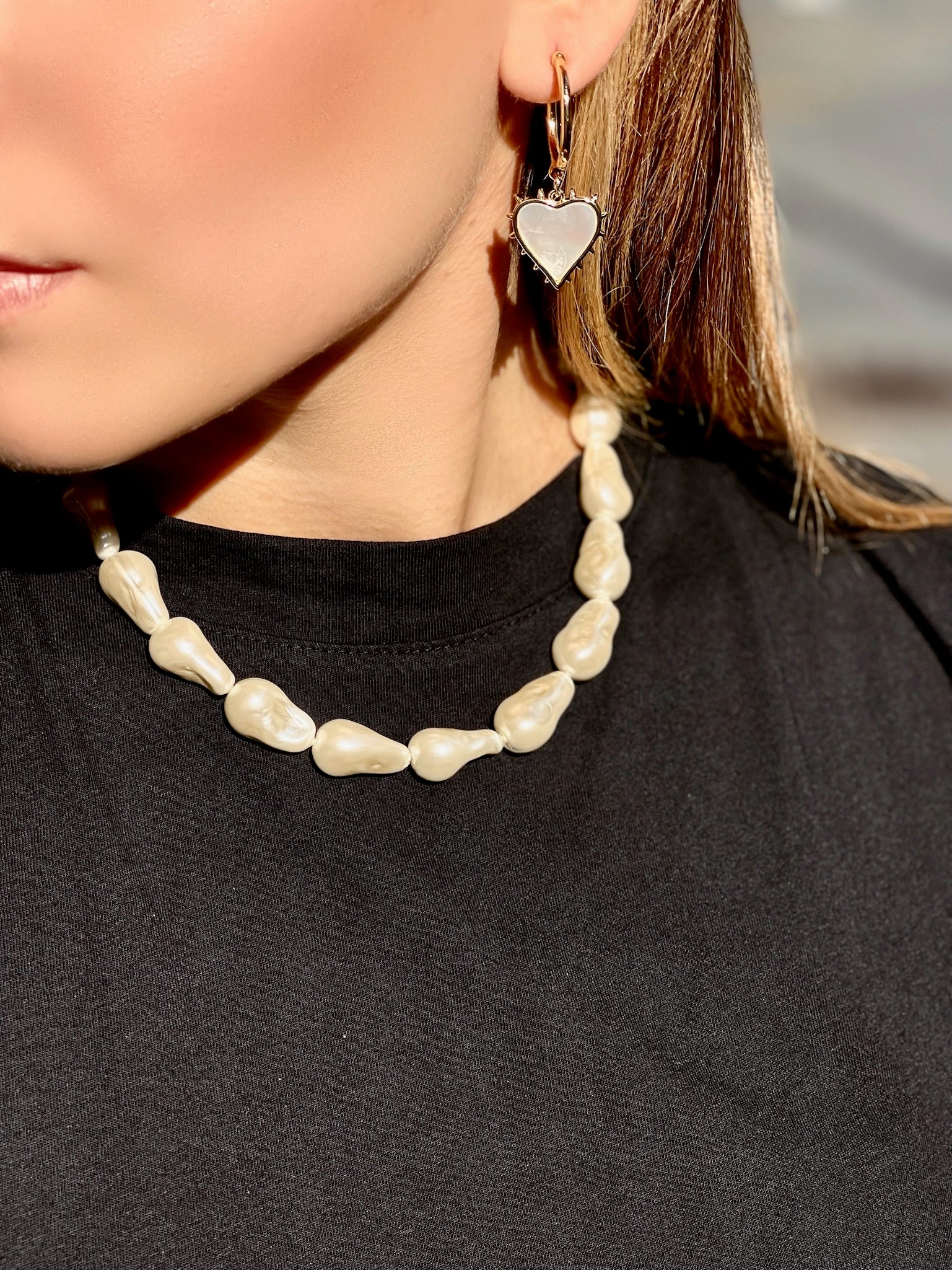 MIAMI BAROQUE PEARL NECKLACE