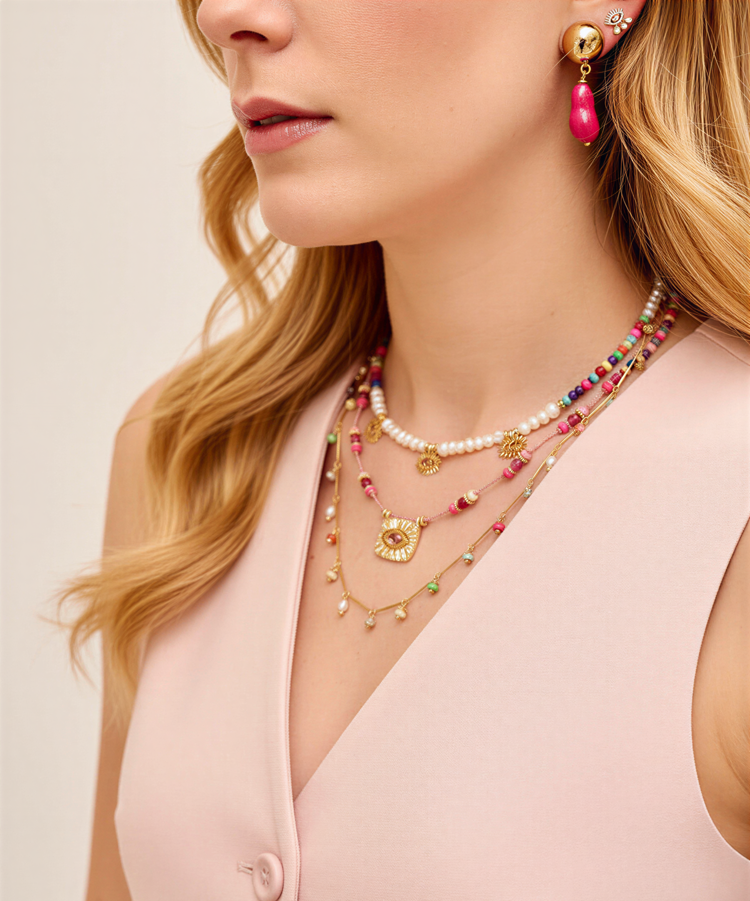 DANCING DISCO RAINBOW SPARKLE NECKLACE