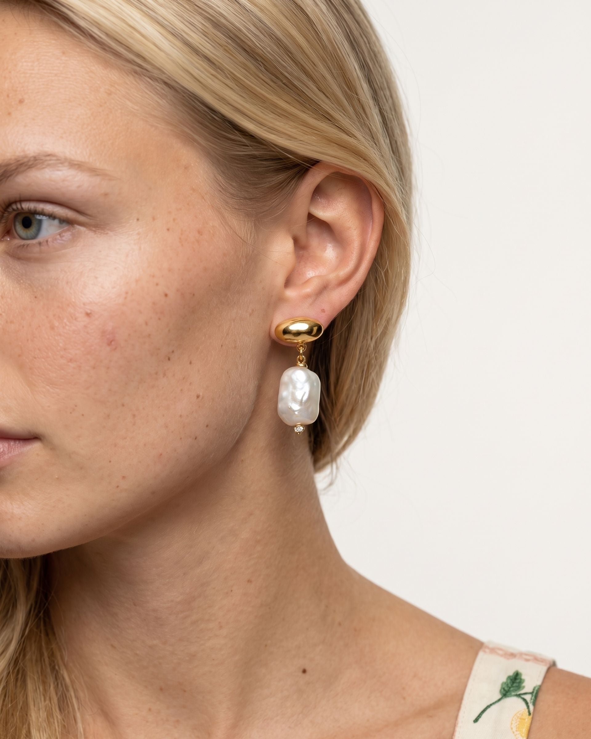SOLARA BAROQUE PEARL EARRINGS