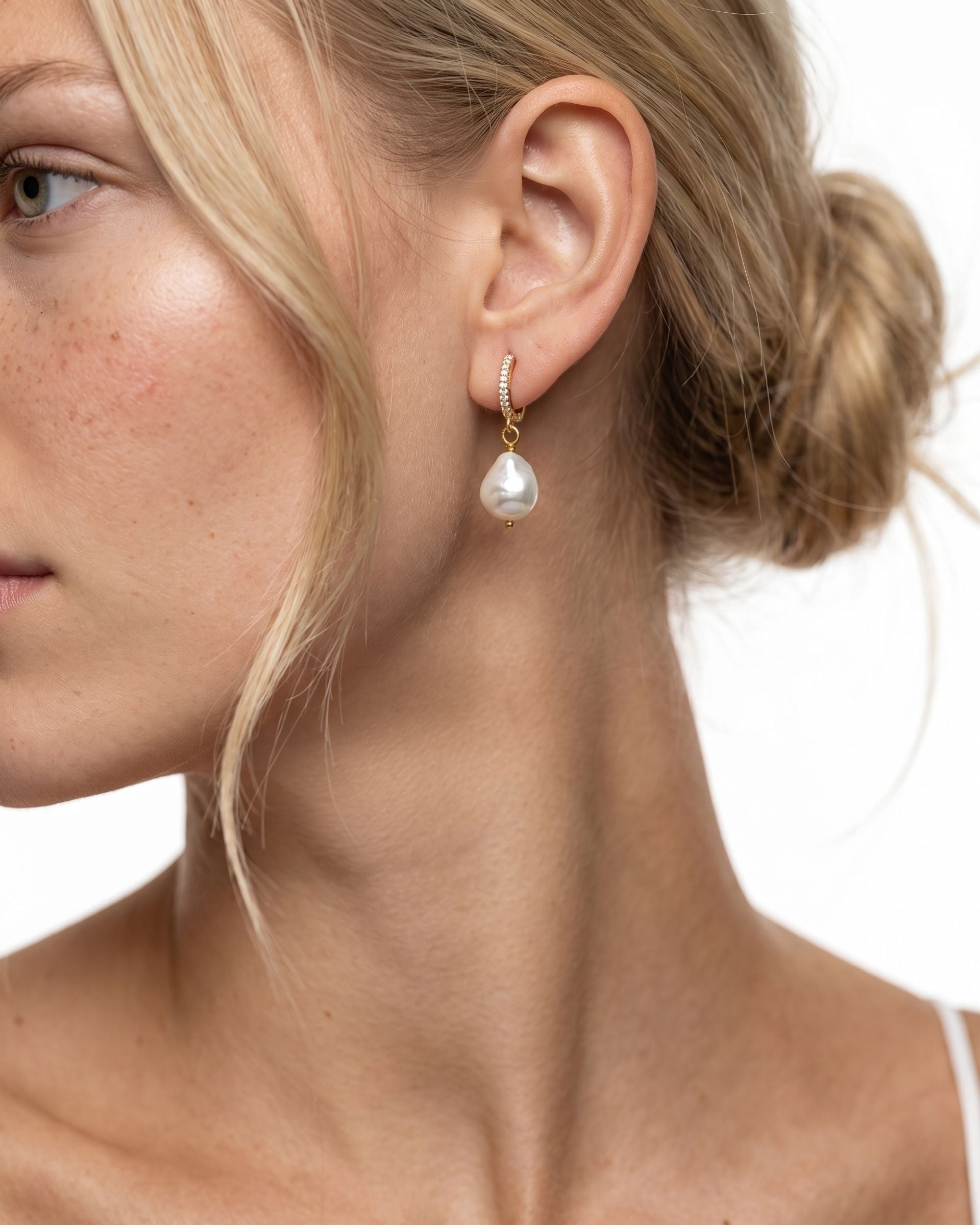 WHITE DUSK BAROQUE PEARL EARRINGS