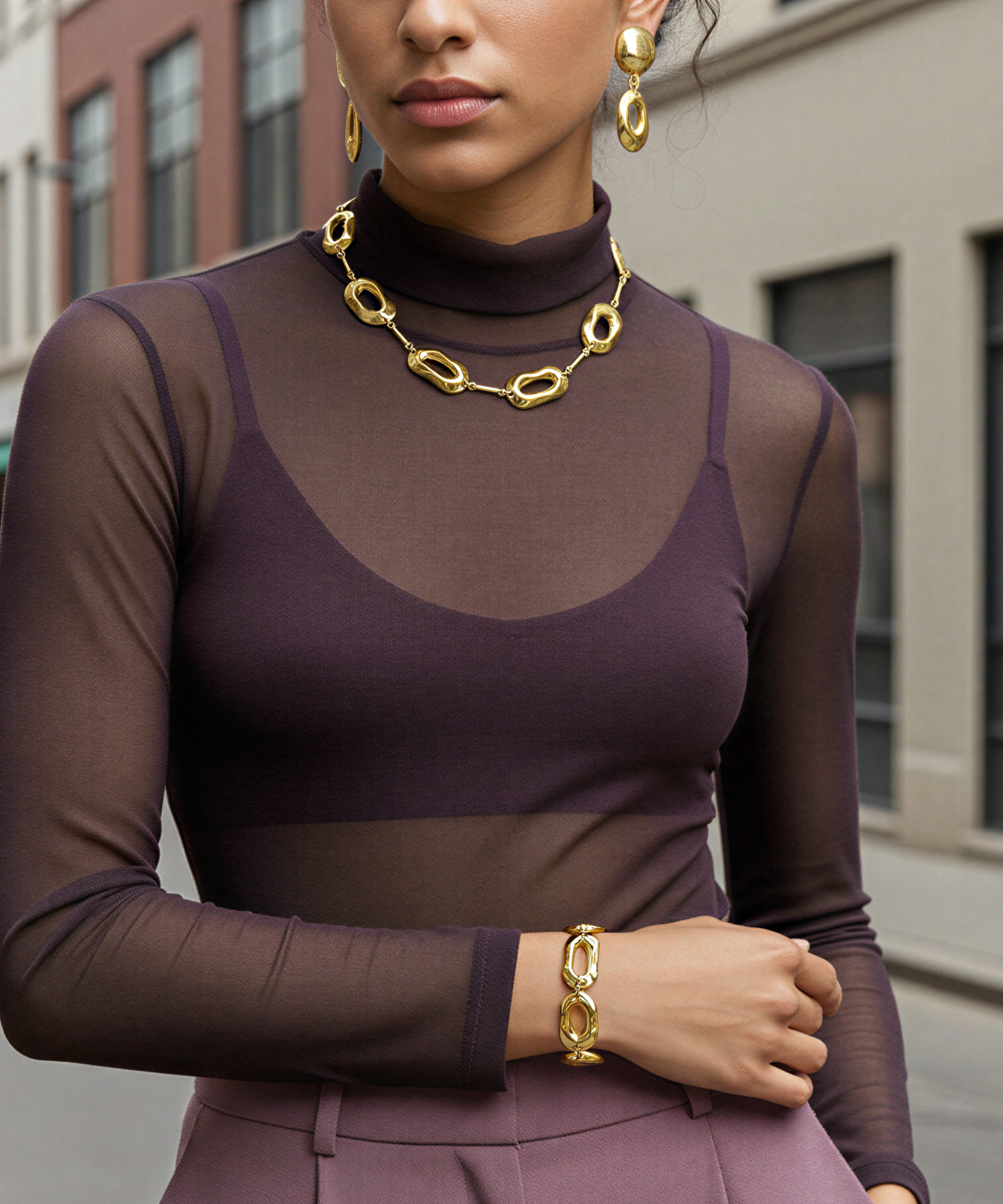 GOLDEN NOCTURNE LINK NECKLACE