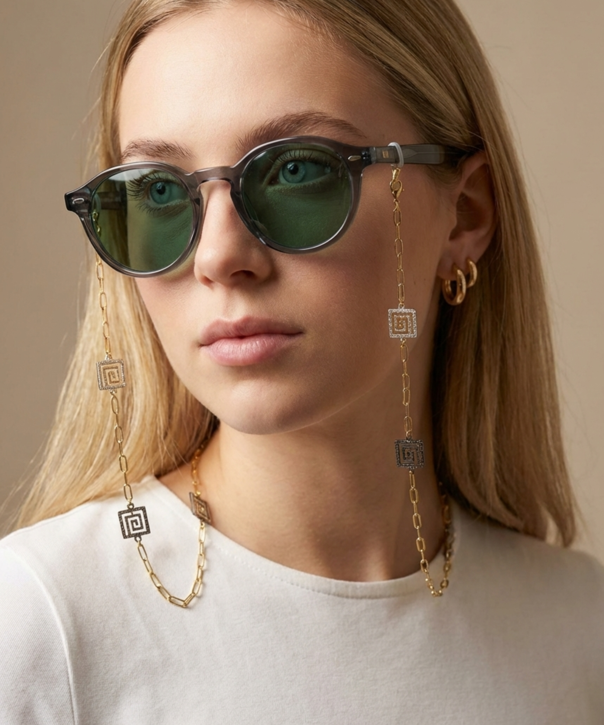 BOLD TRINITY GLASSES CHAIN