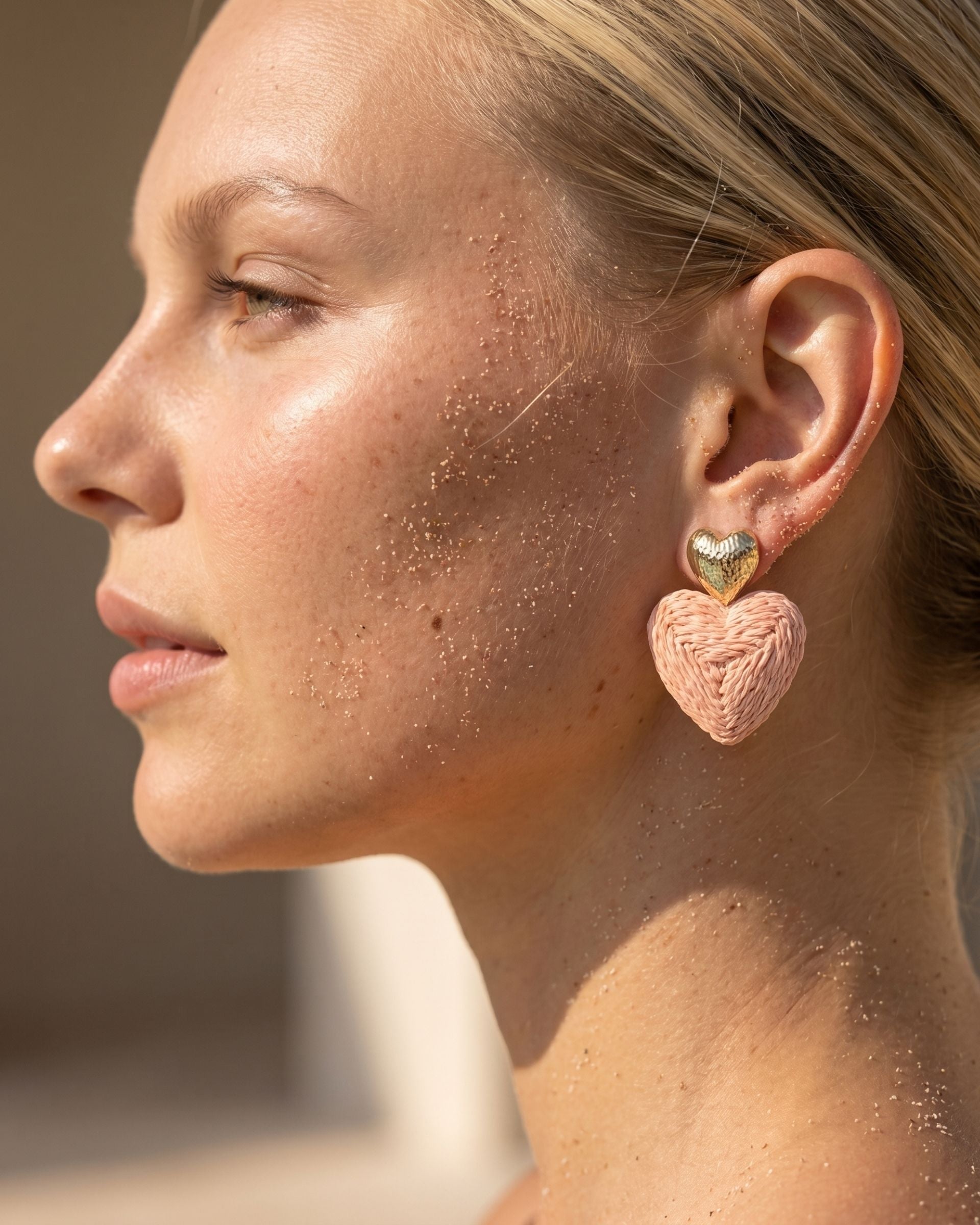 COASTAL HEART SUNSET PINK EARRINGS