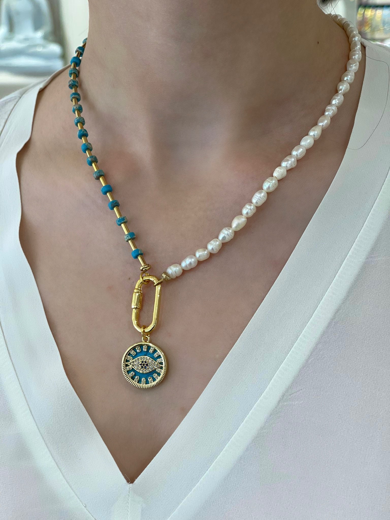 YOUR SIDE TURQUOISE PEARL EVIL EYE NECKLACE
