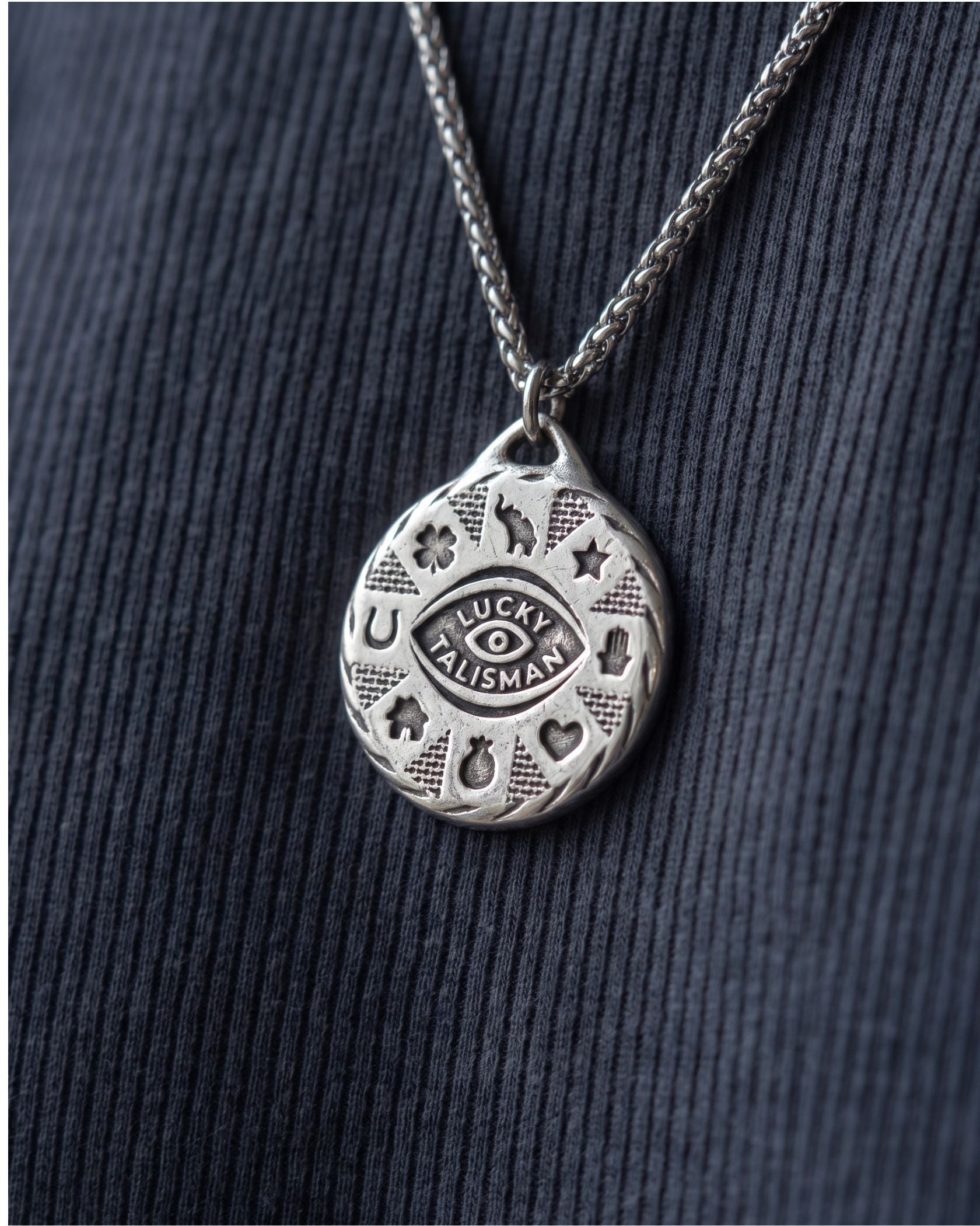 LUCKY TALISMAN CHAIN NECKLACE