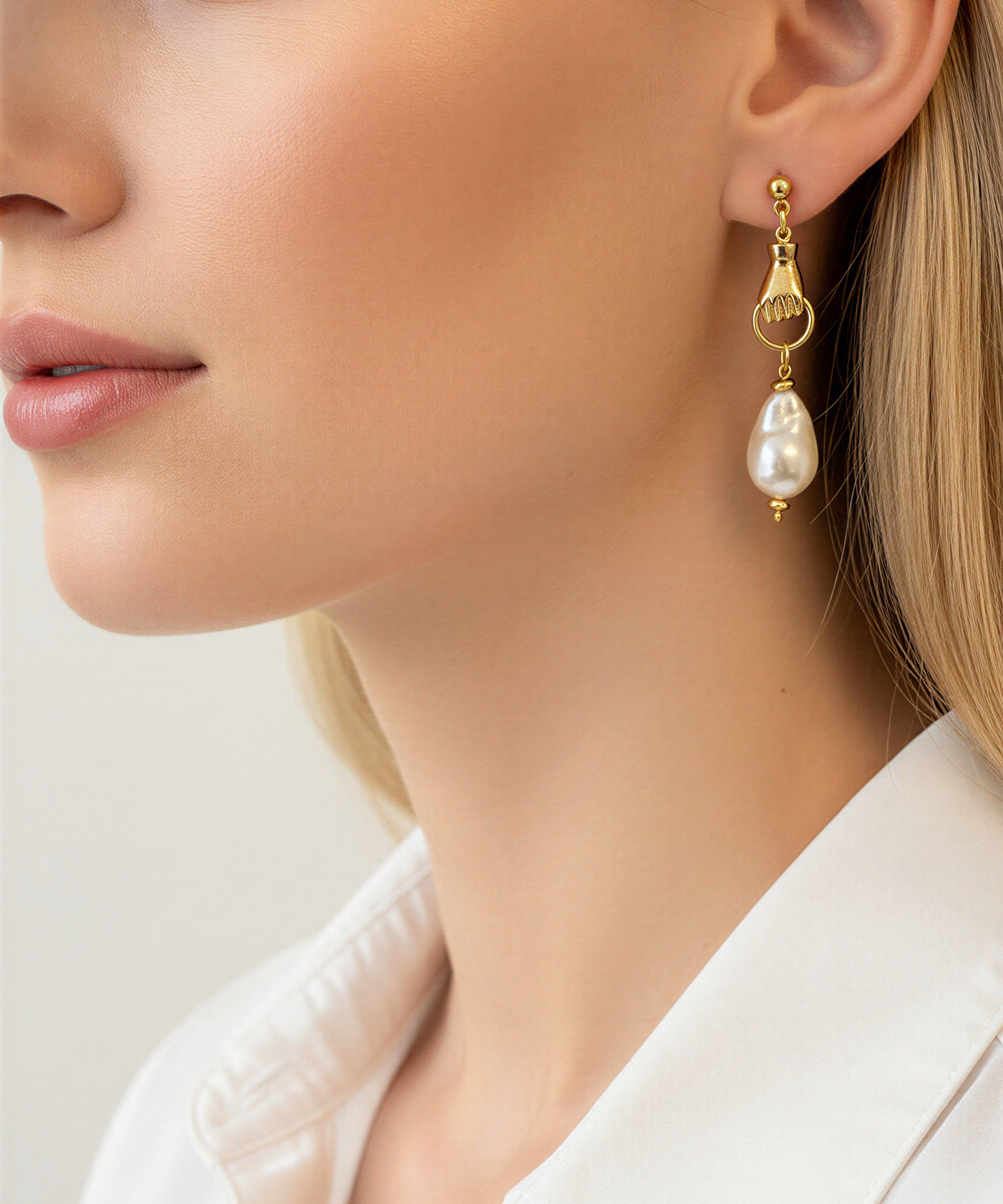 HAND OF LOVE İNCİ KÜPE