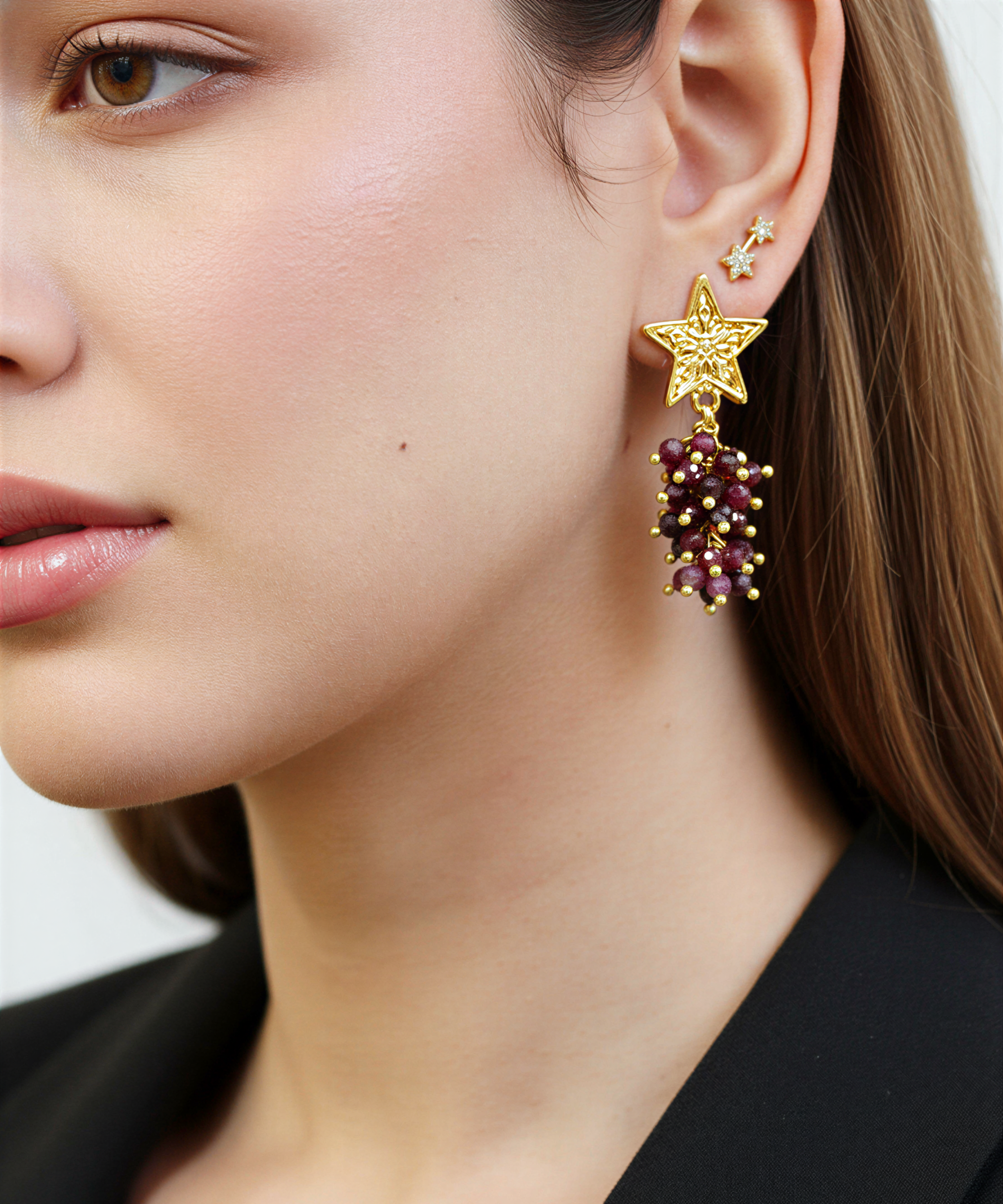 DANCING STAR BURGUNDY EARRINGS