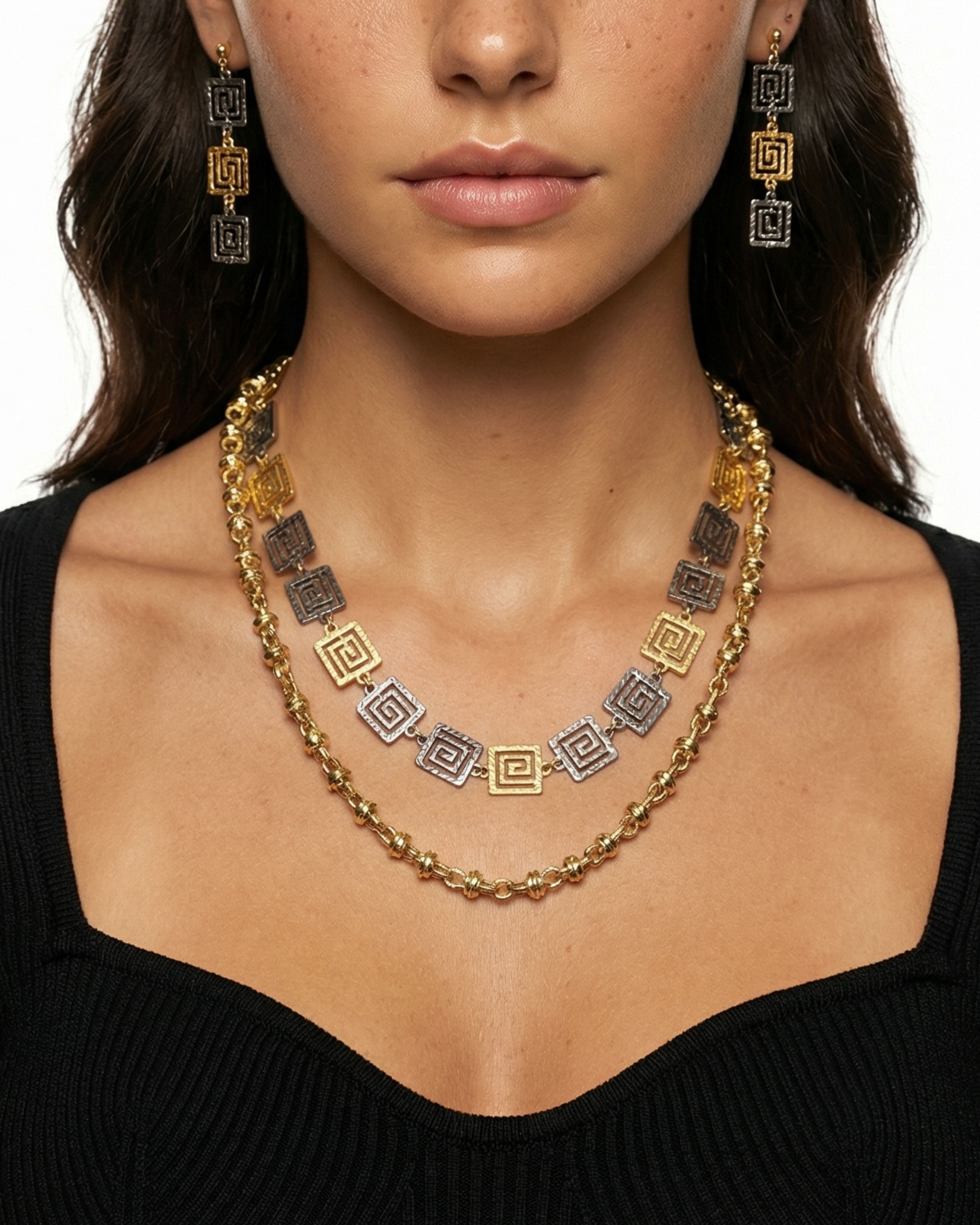 BOLD TRINITY NECKLACE