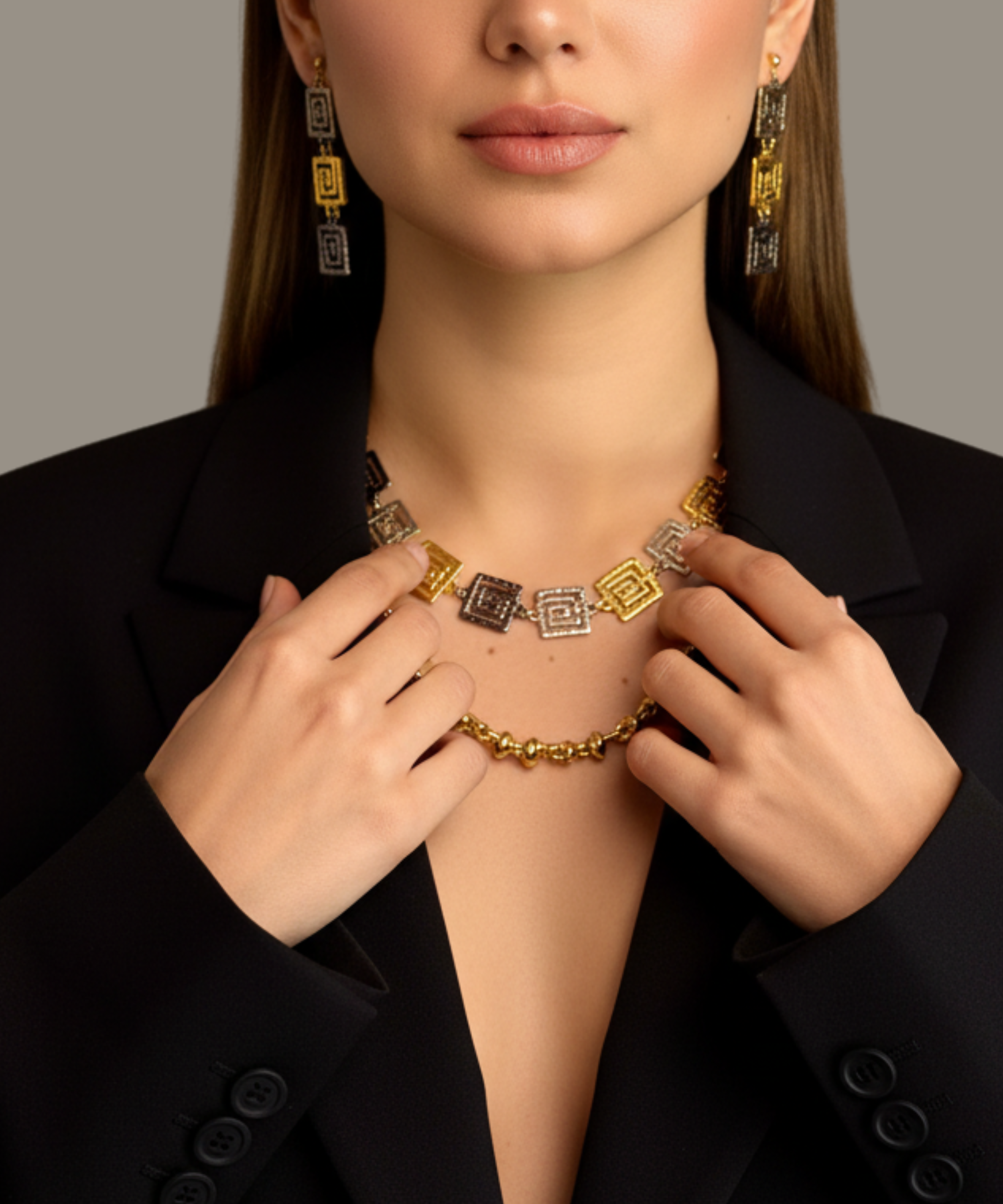 BOLD TRINITY NECKLACE