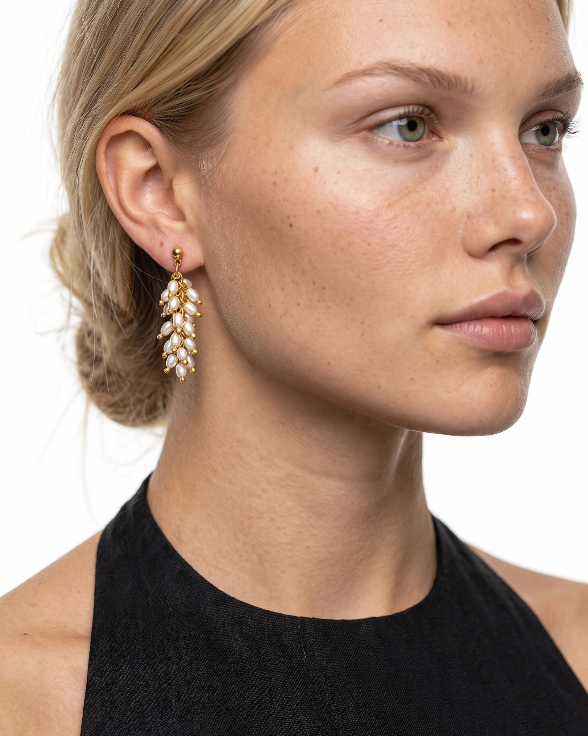 DANCING PEARLS EARRINGS