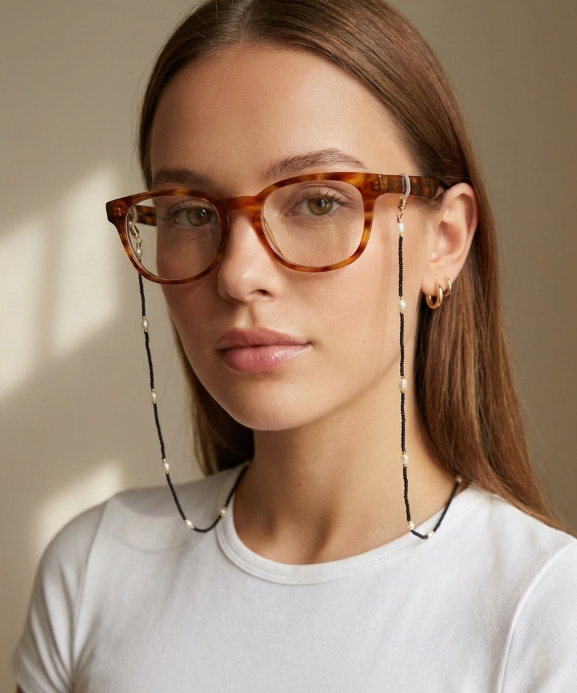 BLACK BEADED PEARL GLASSES CHAIN