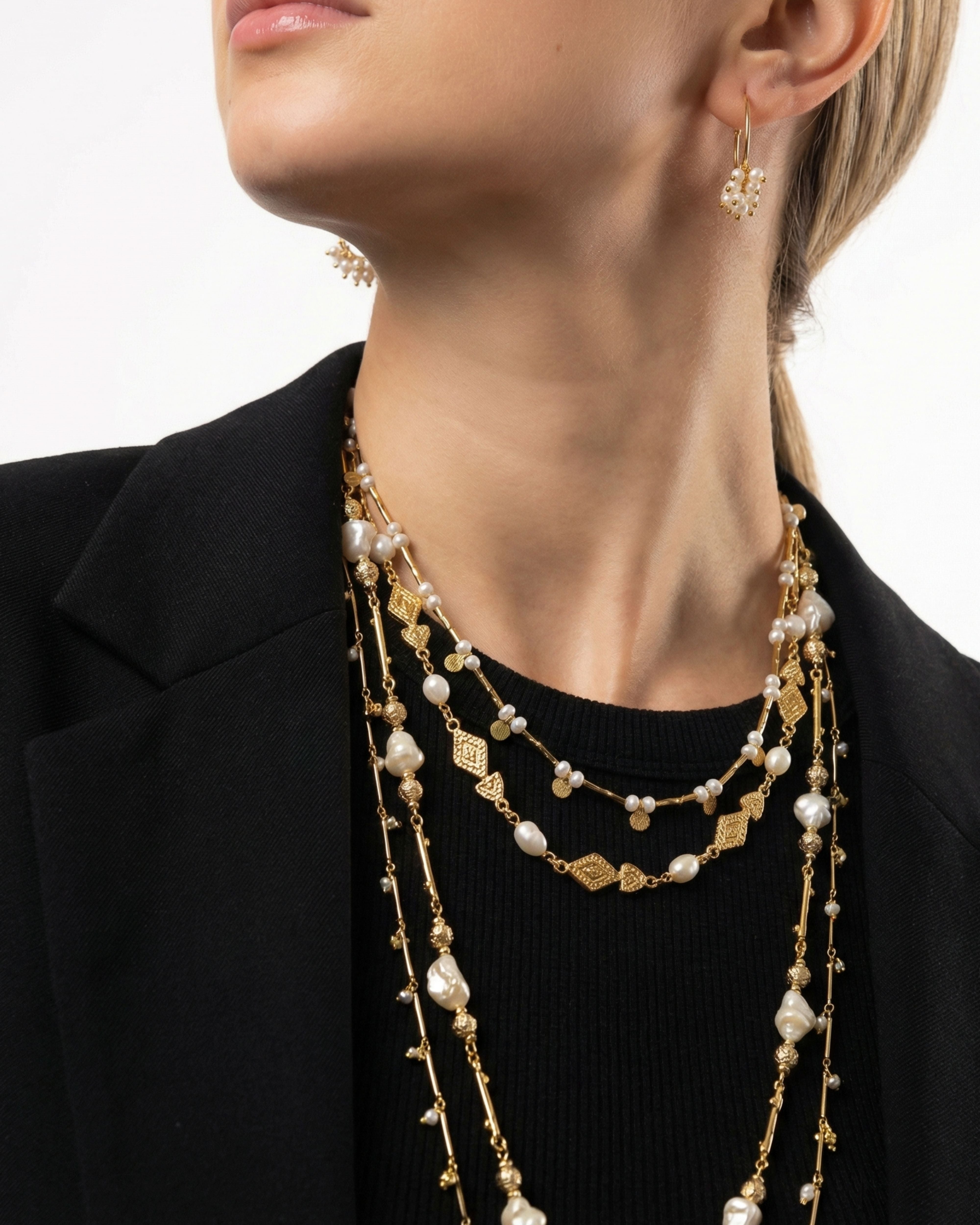 GRECO PEARL NECKLACE