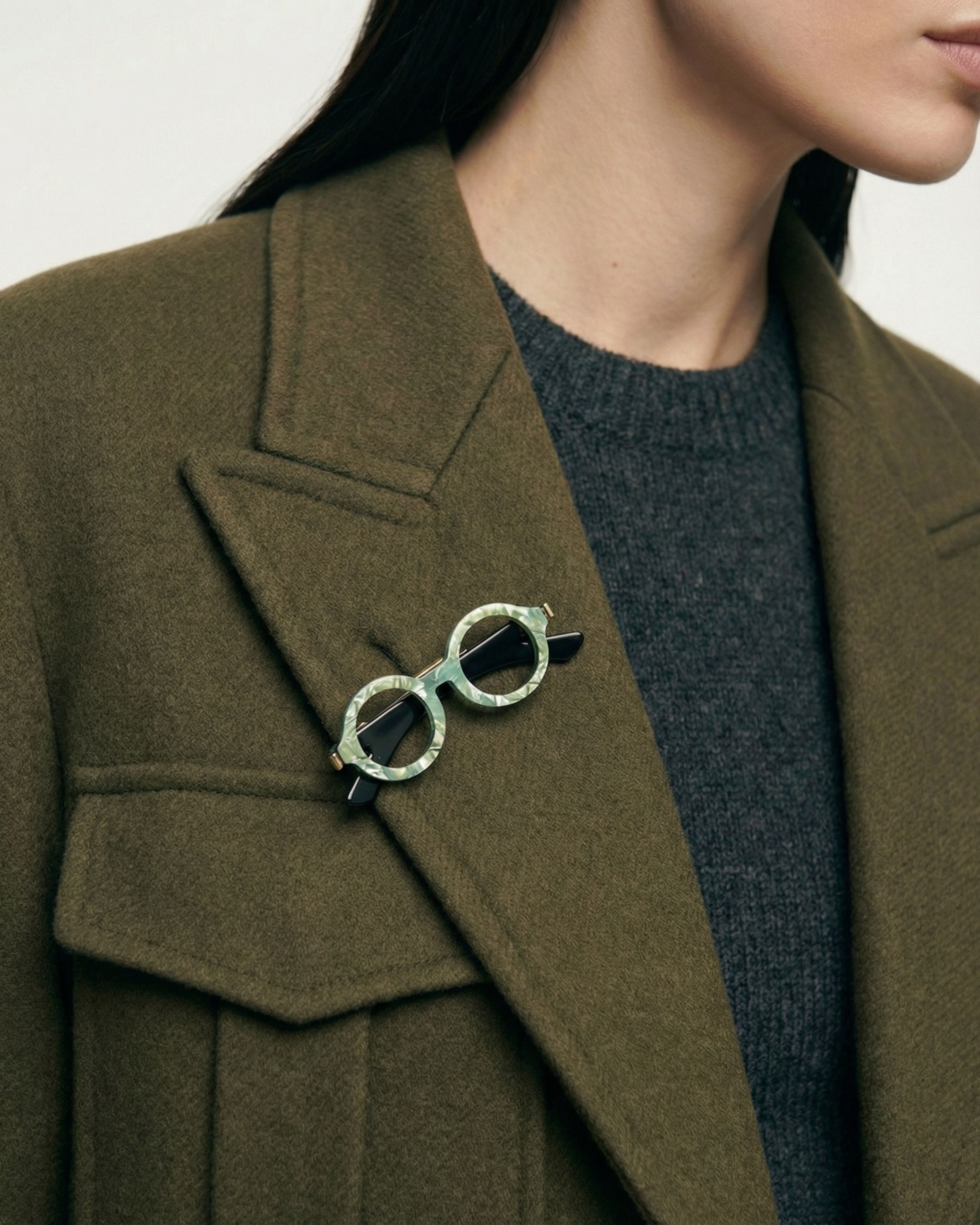 EYEGLASSES BROOCH