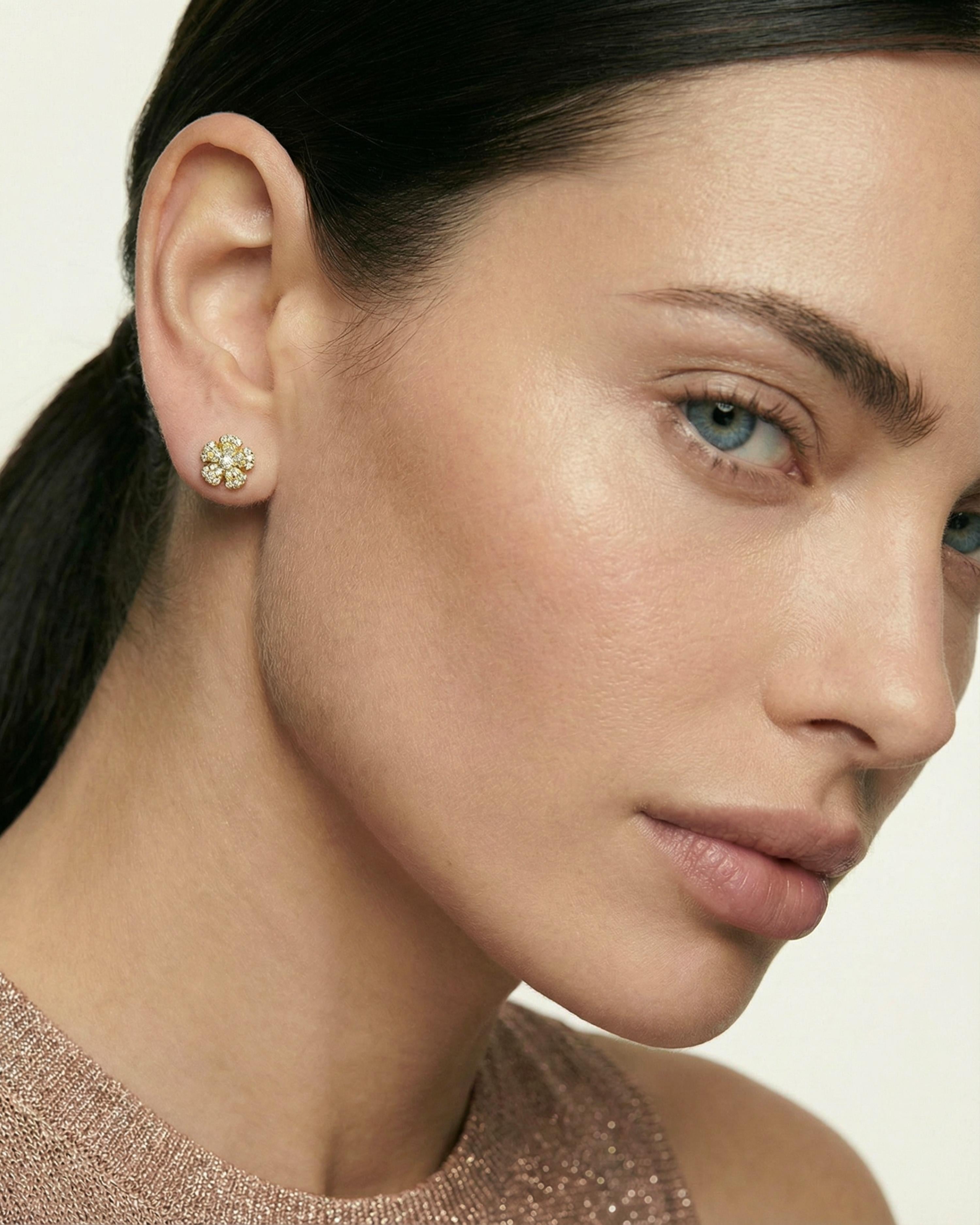 GOLDEN BLOOM EARRINGS