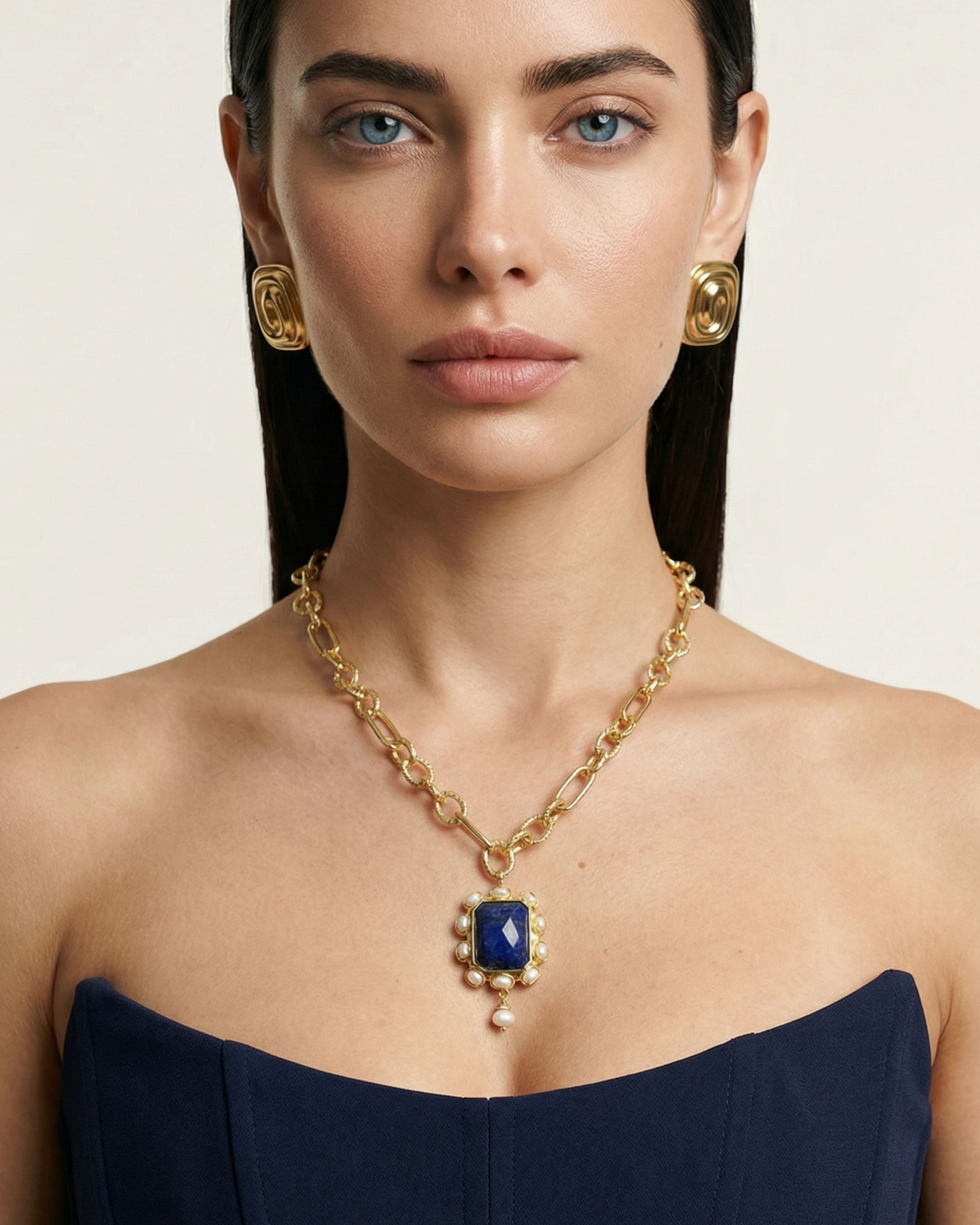 MIDNIGHT HEIRLOOM OVAL CHAIN NECKLACE