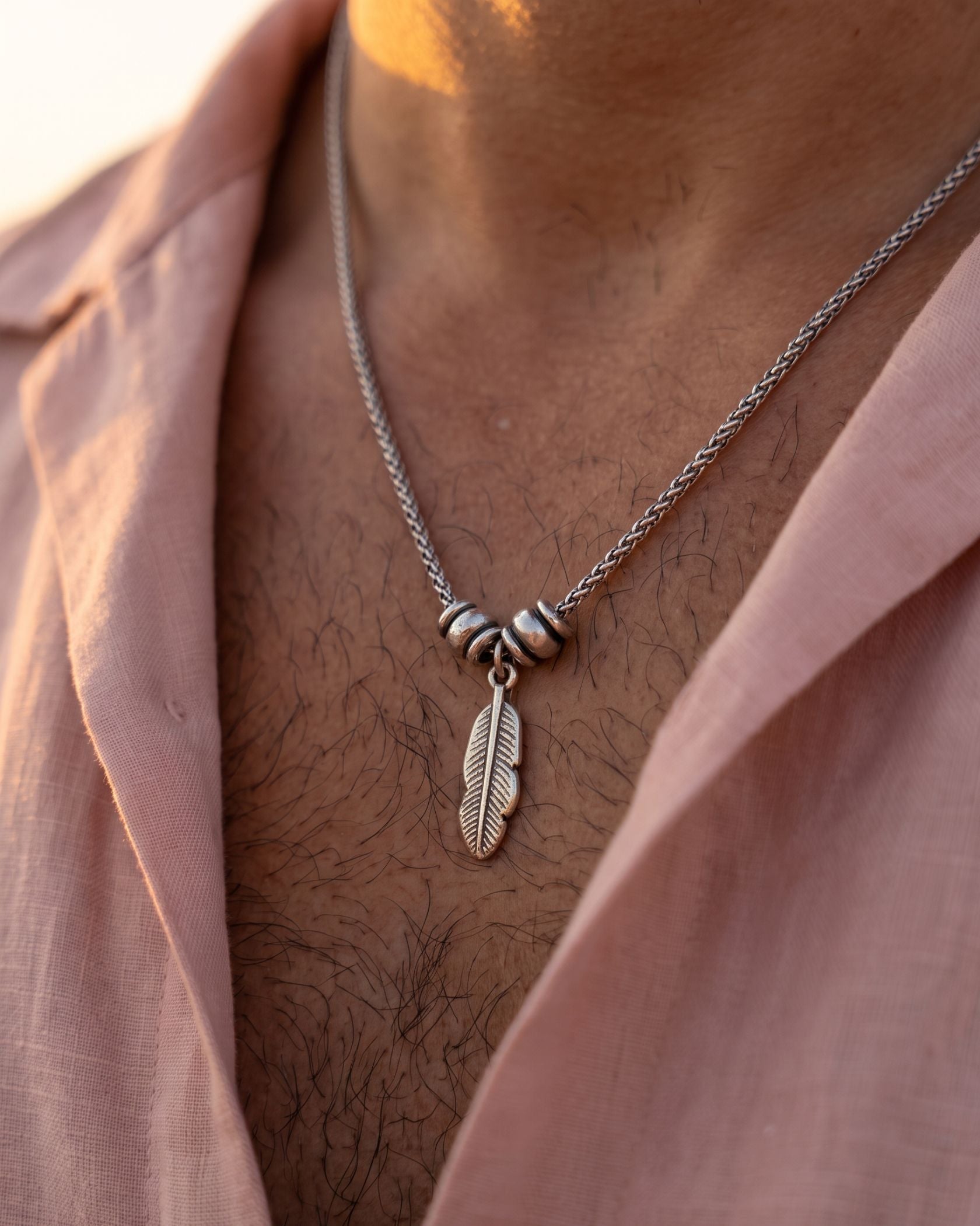 LEAF CHAIN NECKLACE
