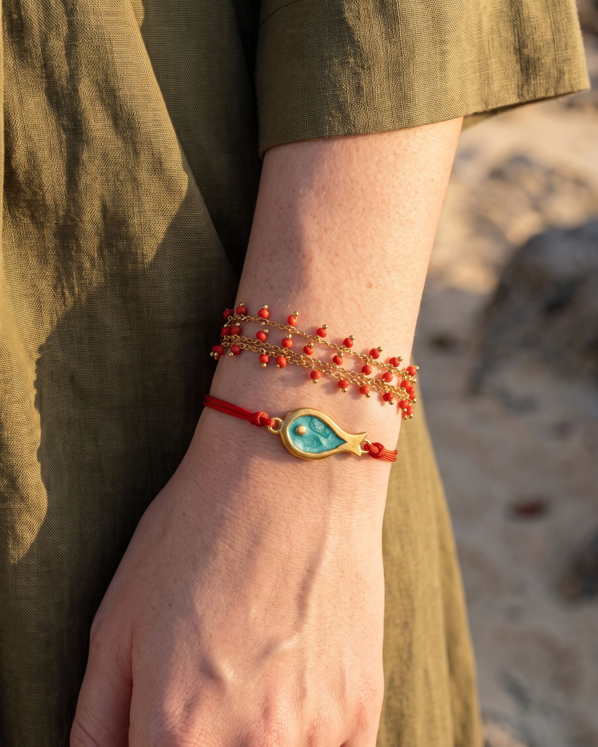 AEGEAN CATCH RED ROPE BRACELET