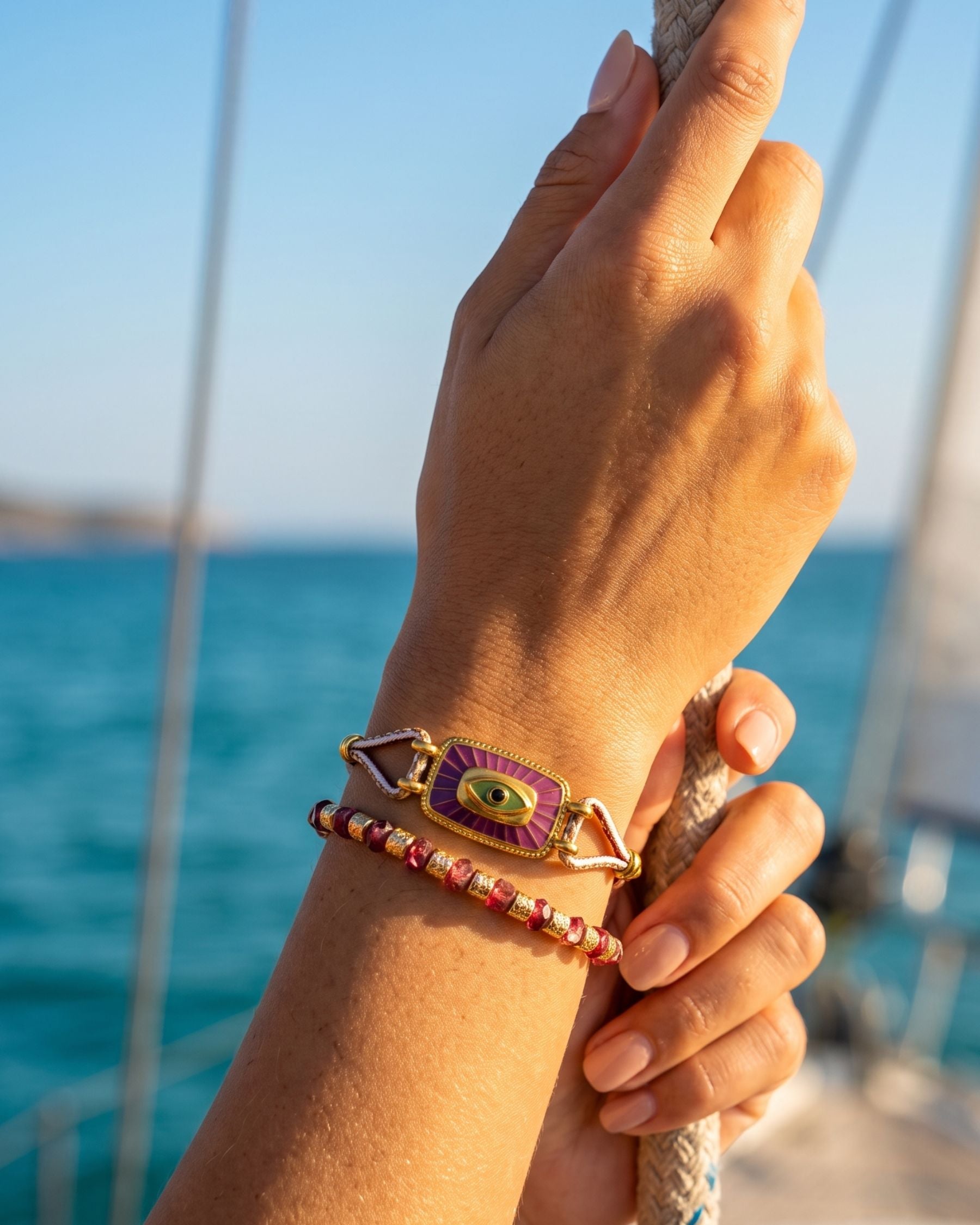 ROYAL GUARDIAN ROPE BRACELET