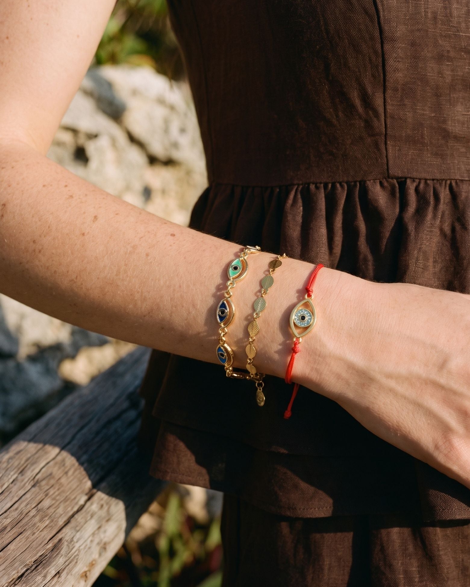 RADIANT GUARDIAN RED ROPE BRACELET