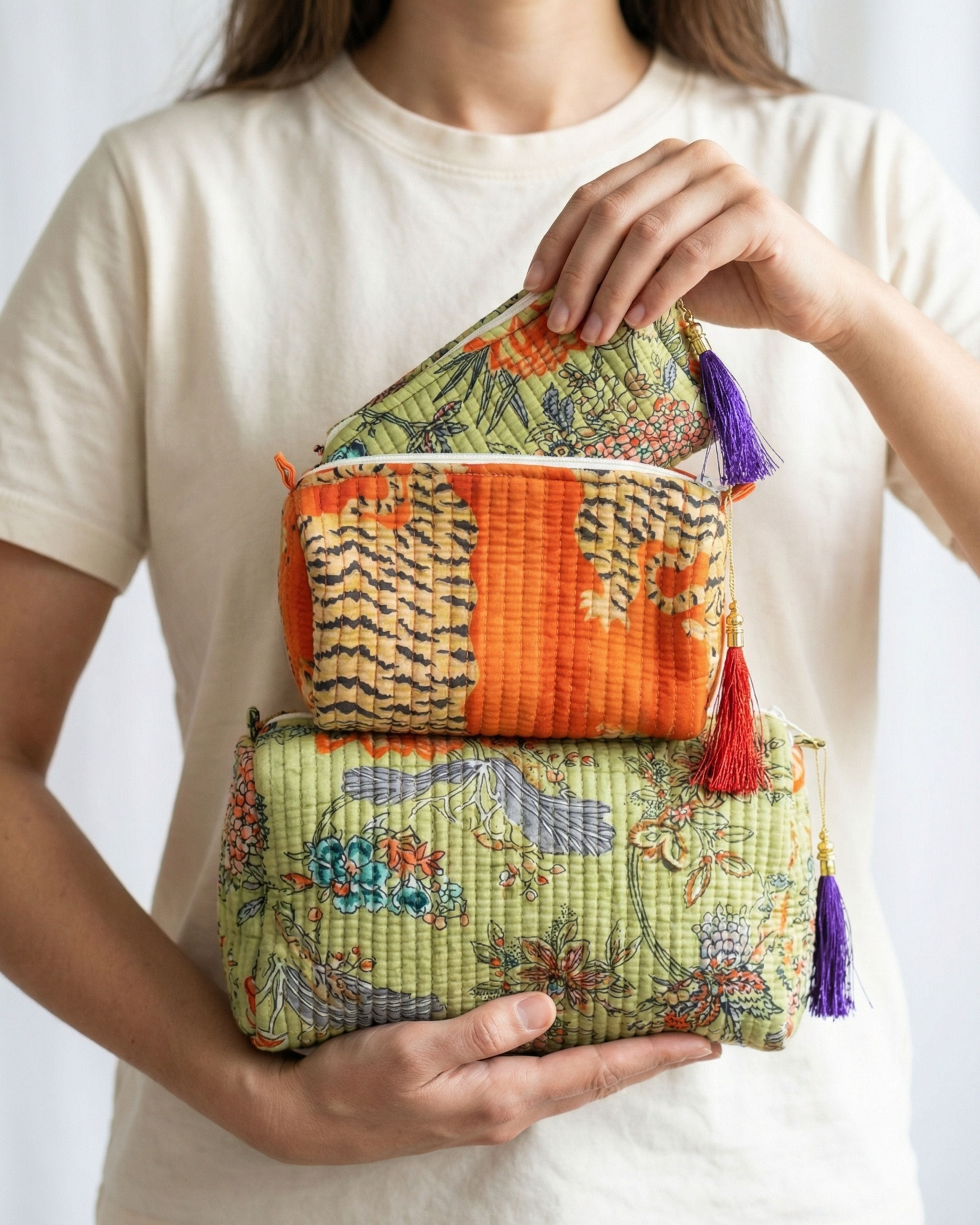 ORANGE TIGER POUCH SET