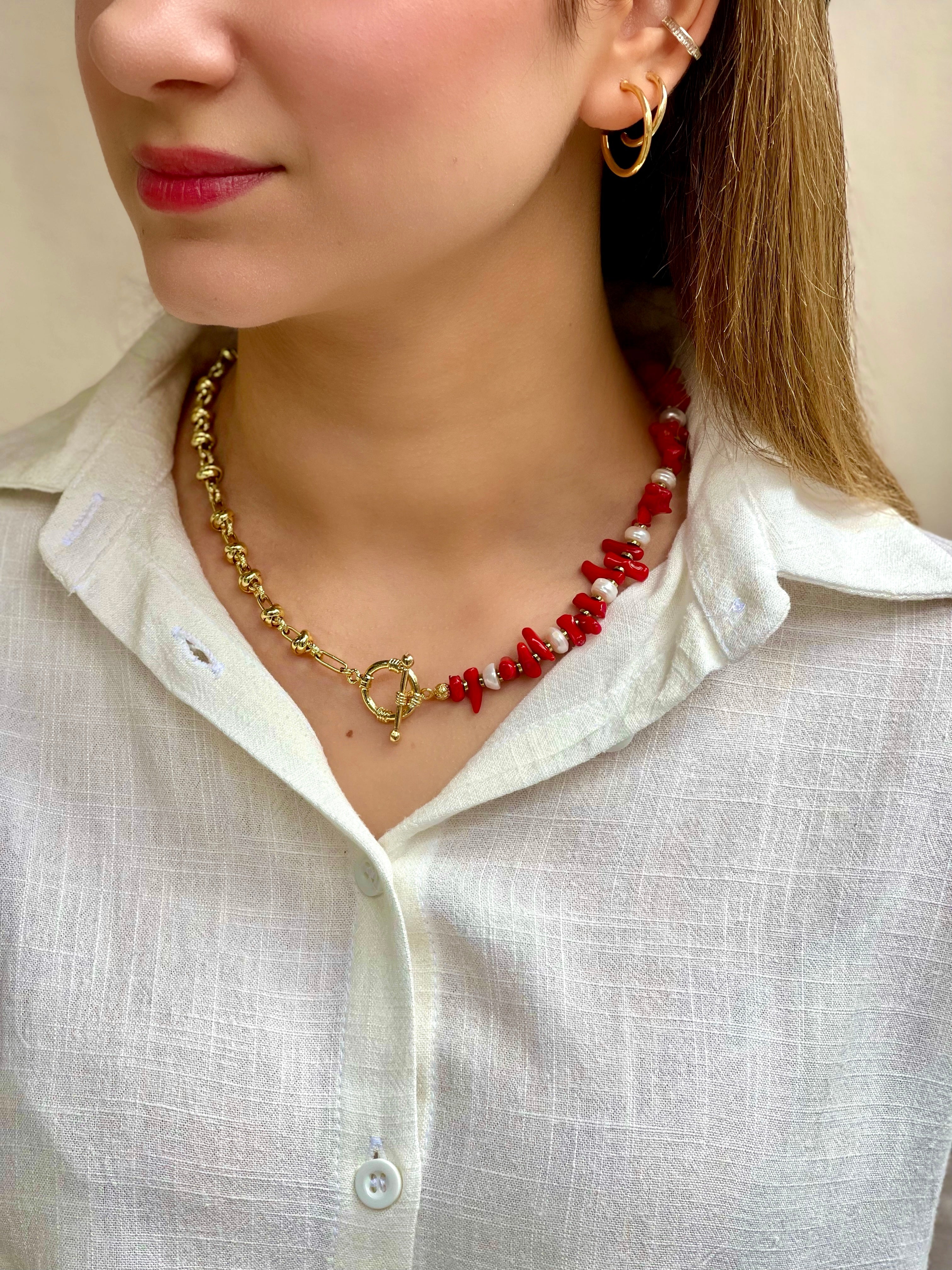SUNSET CORAL RED NATURAL STONE PEARL NECKLACE