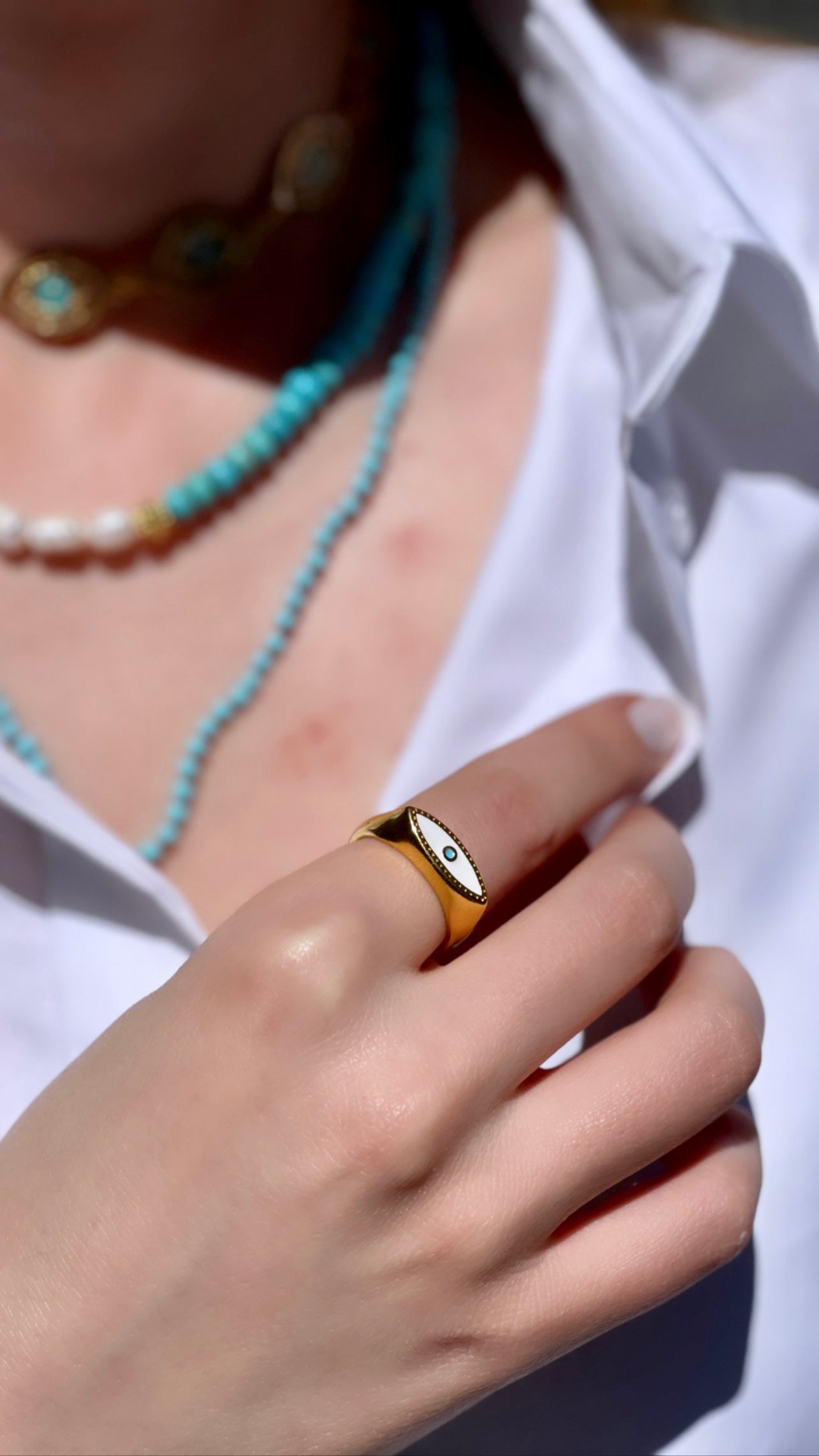 CLEOPATRA WHITE RING