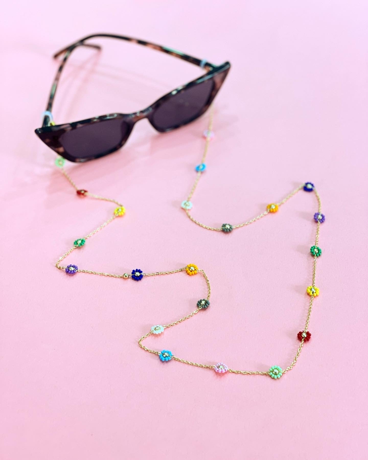 SUMMER BLOSSOM GLASSES CHAIN