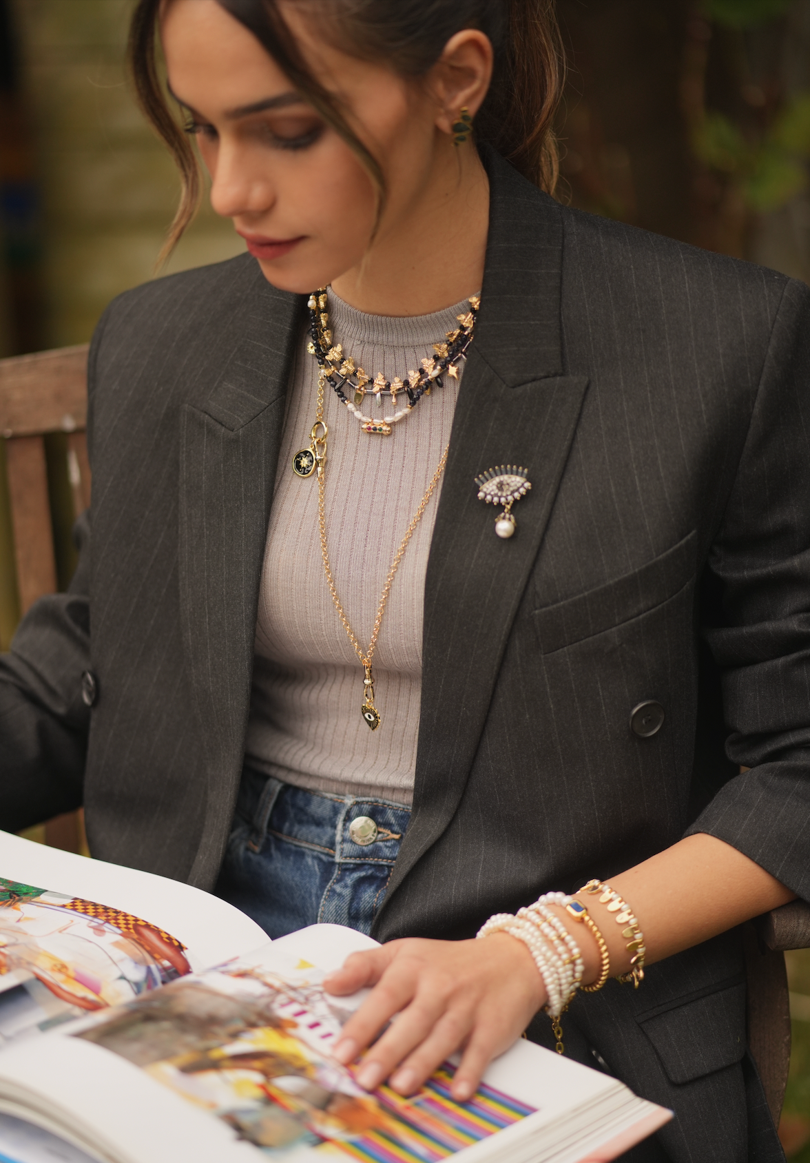BEE LOVE BLACK NECKLACE