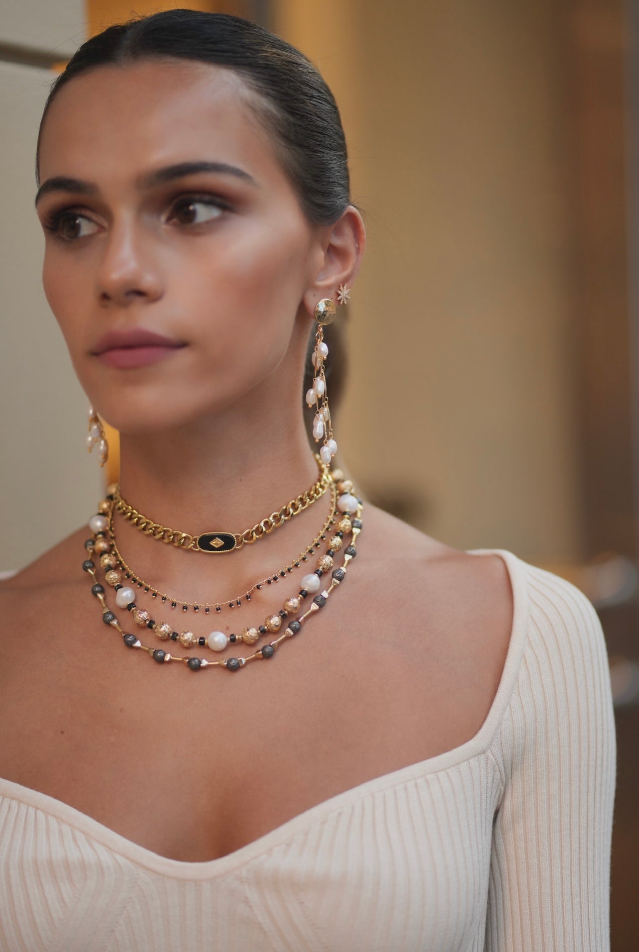 DANCING DISCO PEARLS EARRINGS