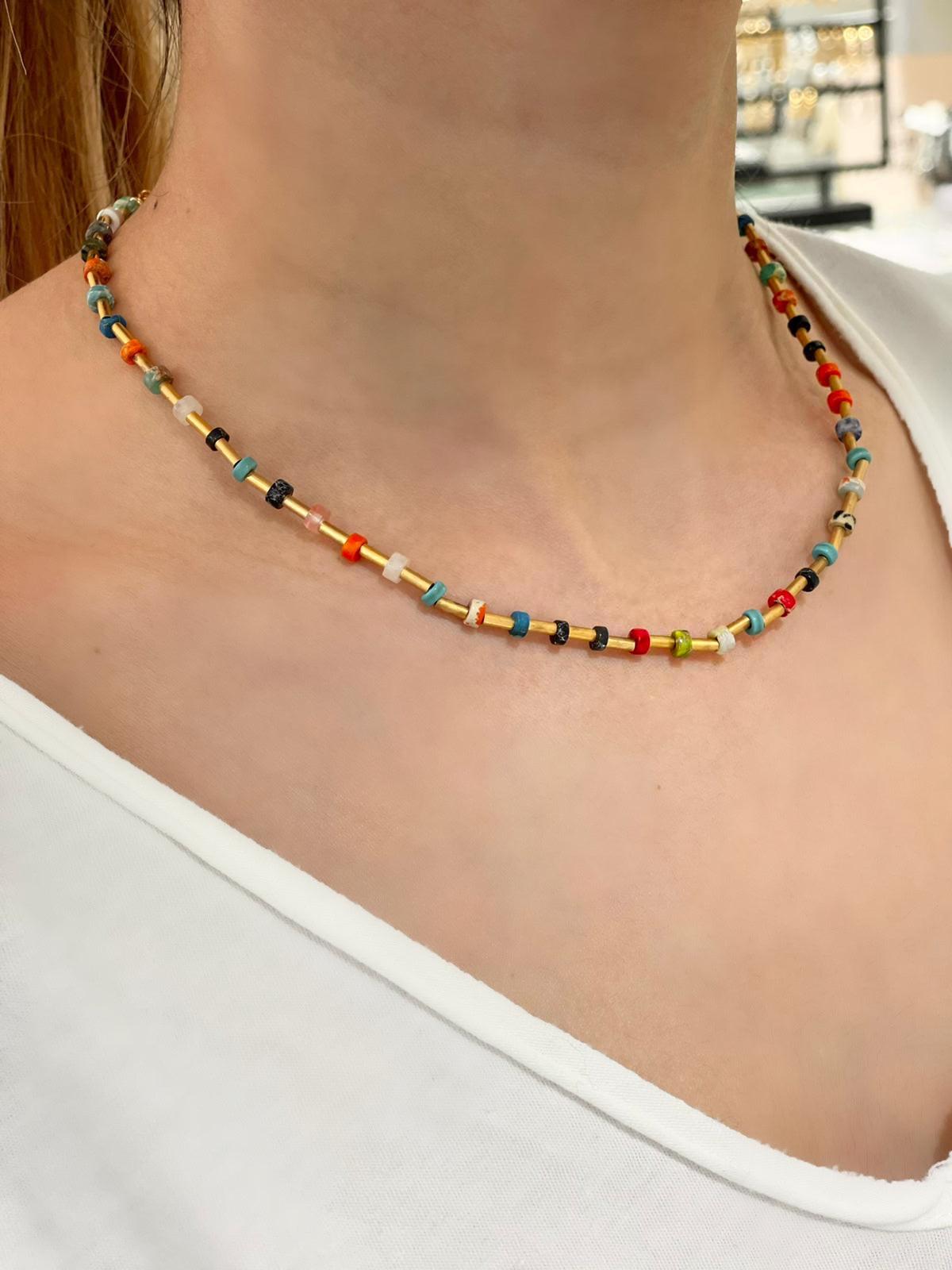 MIXED COLOR NECKLACE
